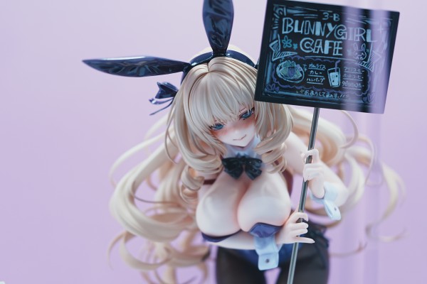 害羞，她恋爱了 钟堂英丽奈