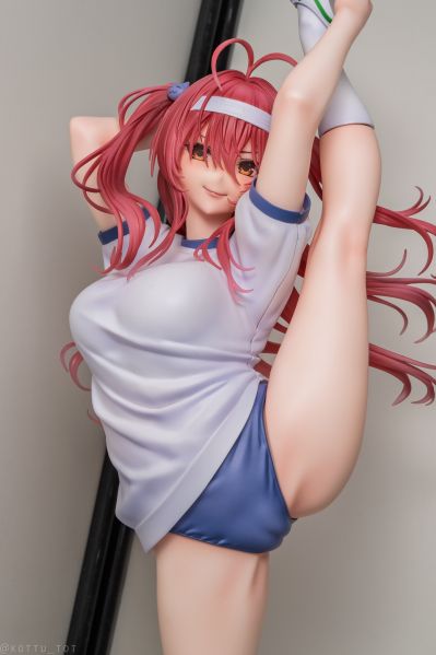 B-style 害羞的她 志津城宁瑠 体操服