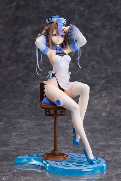 蓝色僵尸少女