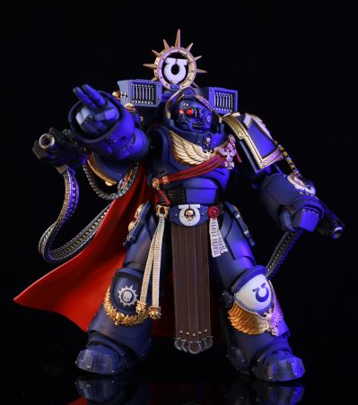战锤40000：星际战士 极限战士 常胜军荣誉卫队 配备风暴盾和动力剑