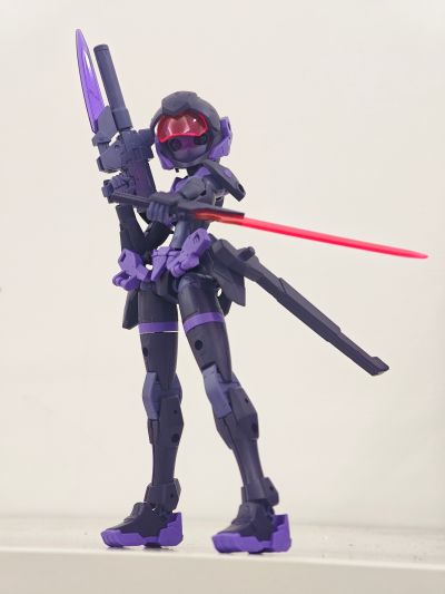 30MM 1/144 EXM-H15E 亚琪露比（E型）