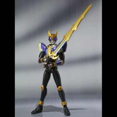 S.H.Figuarts  假面骑士空我 升华泰坦形态