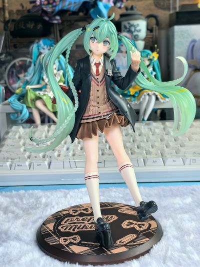 Fashion 初音未来  学院派