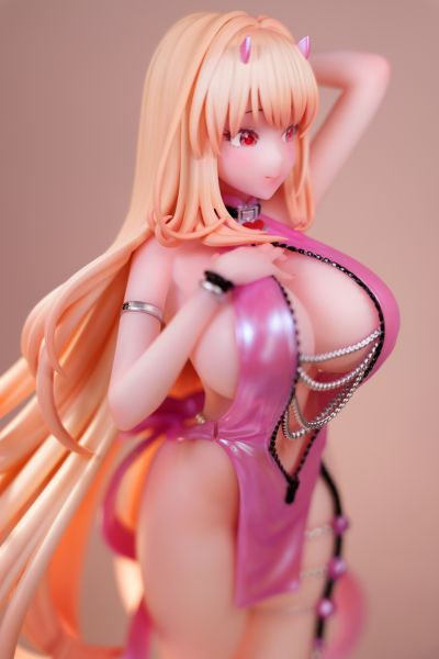 胜利女神：妮姬 毒蛇