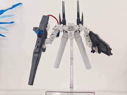 30MM 1/144 EXM-H15E 亚琪露比（E型）