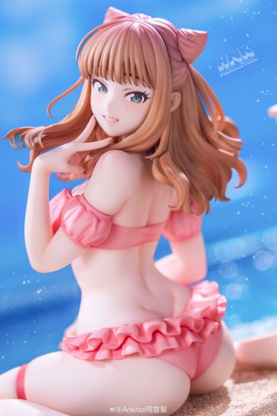 古立特宇宙 南梦芽 泳装