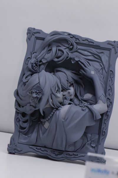 Diorama系列「阮·梅 镜中故我」