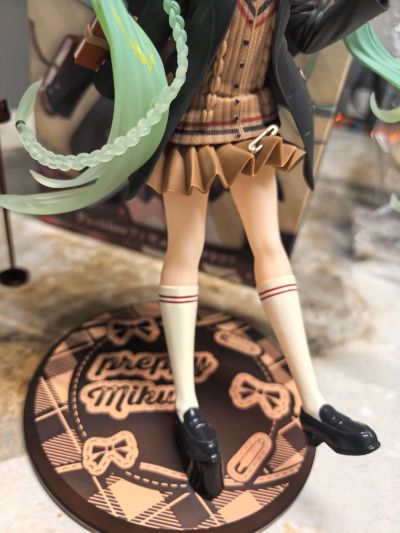 初音未来 时装人偶 名校时装