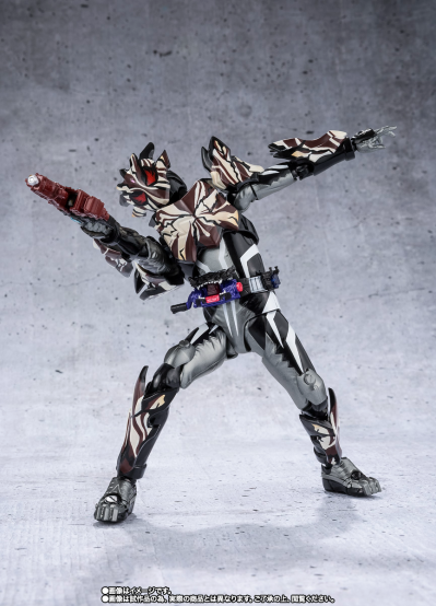 S.H.Figuarts  假面骑士苦涩加布 混合碎碎曲奇形态（暂译）
