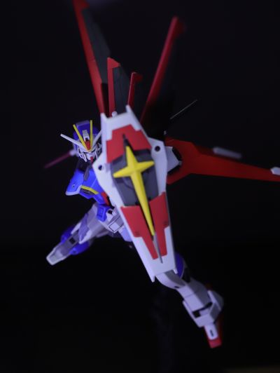 HGCE 1/144 威力型脉冲高达