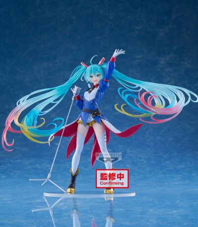 高达45周年联名初音未来 BPEV -高达联名款-珍藏人偶