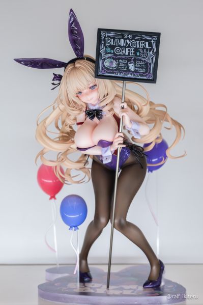 害羞，她恋爱了 钟堂英丽奈