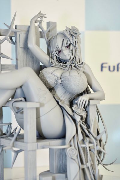 胜利女神：新的希望 艾玛 - 办公室疗法