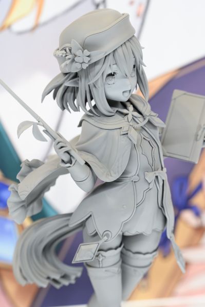 精灵村 村里的老师 莫妮卡