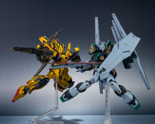 METAL ROBOT魂 （Ka版）＜机动战士系列＞ 量产型ν高达（飞翼浮游炮装备）