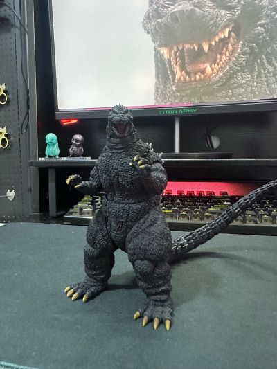 S.H.MonsterArts 哥斯拉大战基多拉 哥斯拉（1991） -新宿决战-