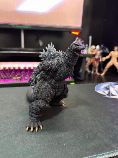 S.H.MonsterArts 哥斯拉大战基多拉 哥斯拉（1991） -新宿决战-