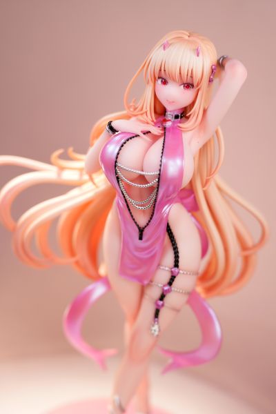 胜利女神：妮姬 毒蛇