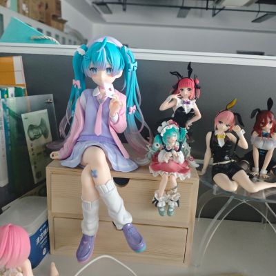 TENITOL 大号压泡面人偶 初音未来 恋爱的西装外套