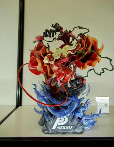女神异闻录5 高卷杏 与 卡门