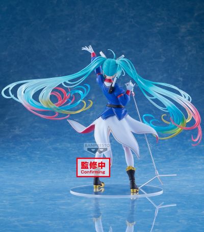 高达45周年联名初音未来 BPEV -高达联名款-珍藏人偶