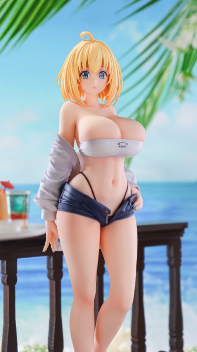 索菲亚· F· 希琳 夏日装束