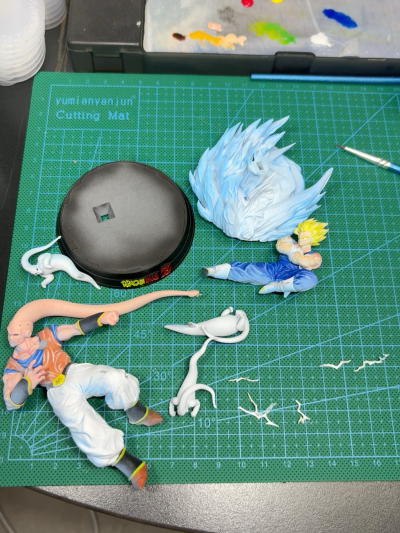 手办