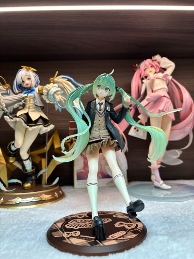 Fashion 初音未来  学院派