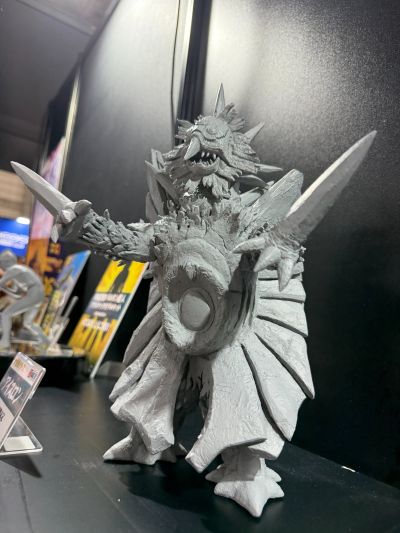 大怪兽系列 艾斯隆（暂译）