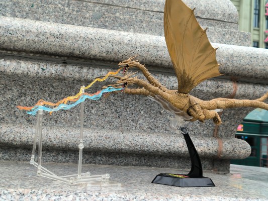 S.H.MonsterArts  哥斯拉大战基多拉 基多拉