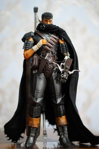 【初回生産限定差替え表情パーツ付】REAL ACTION HEROES No.636 RAH 盖兹 鷹の団 Ver.