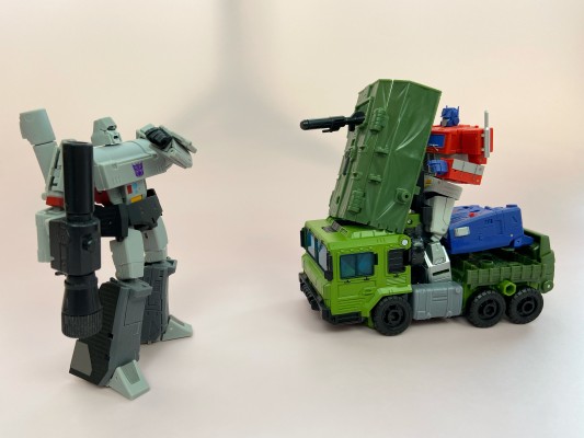 变形金刚 传世系列 TL-03 汽车人  隔板