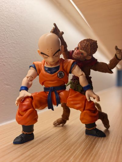 S.H.Figuarts 龙珠Z 库林-最强的地球男人-