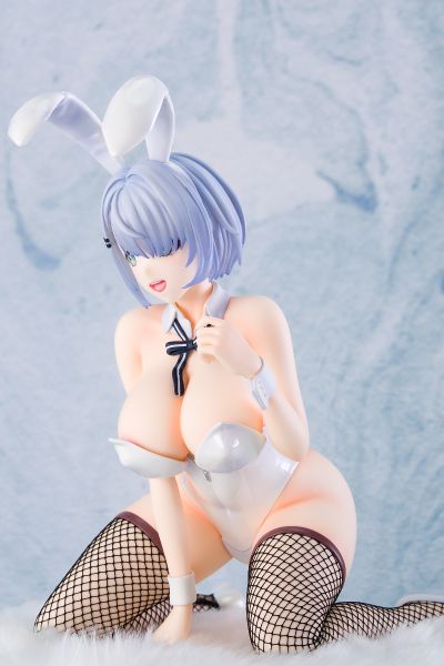 水衣真白