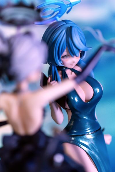 蔚蓝档案 天雨亚子