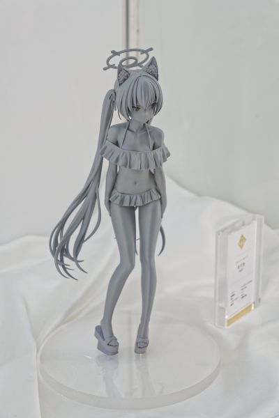 蔚蓝档案 黑见芹香（泳装）