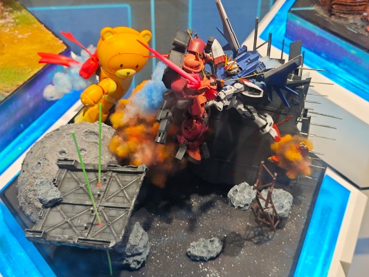 RG 1/144 高达基地专属商品 RX-78-2 高达 2.0版本 [高达基地配色]