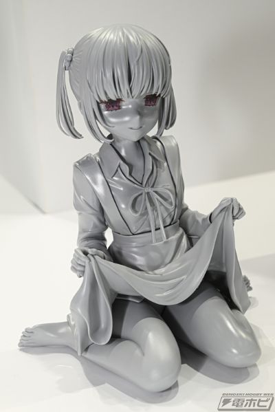 裸腿少女