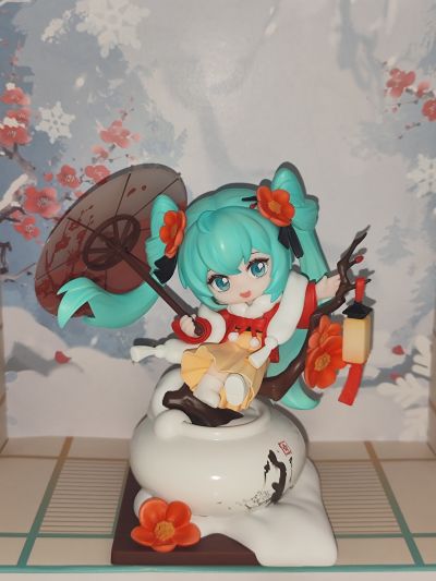 初音未来 Q版手办 雪映红梅