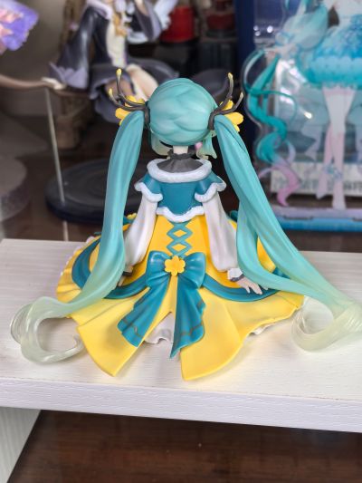 初音未来 压泡面人偶—2025新春款—（待检资料）
