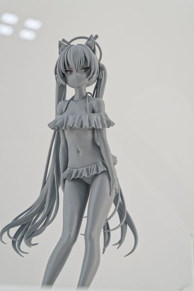 蔚蓝档案 黑见芹香（泳装）