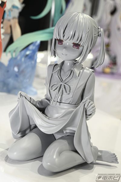 裸腿少女