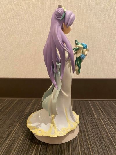 Extra Figure 幸运星 柊镜 Wedding Dress Ver. 