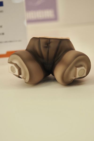 穿上龙旗袍的姐姐的朋友