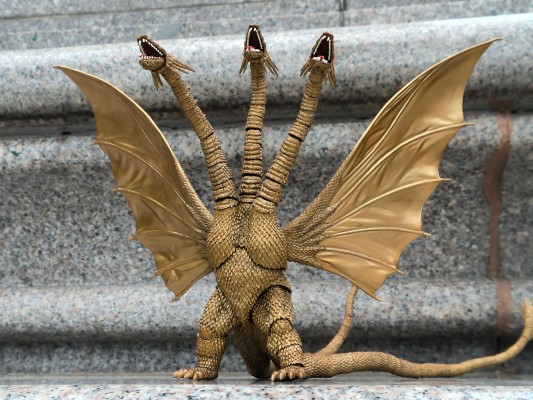 S.H.MonsterArts  哥斯拉大战基多拉 基多拉