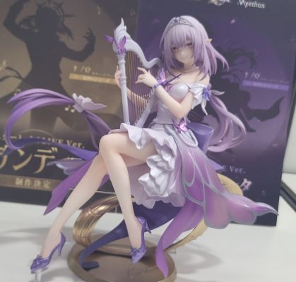 Gift+系列 遐蝶1/8手办 星铁LIVE