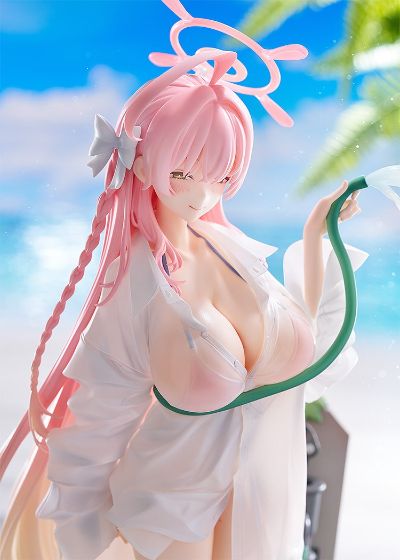 浦和花子（泳装）