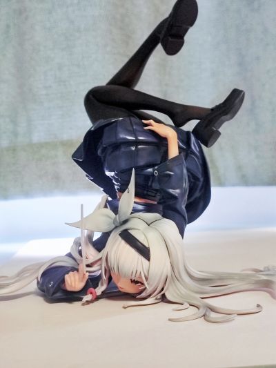 手办