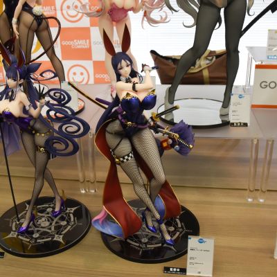 源赖光 兔女郎