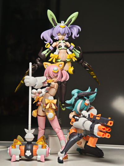 女神装置 PUNI★MOFU 狼